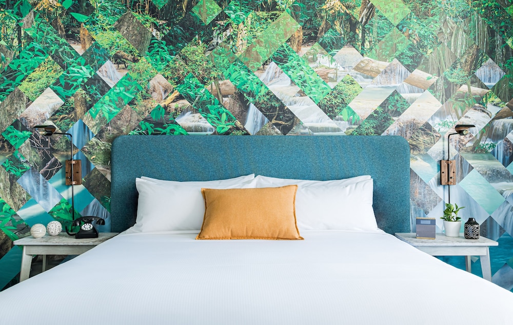 canvas moncton tapestry collection by hilton