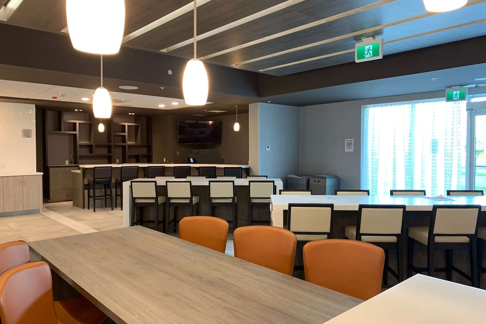 Wingate By Wyndham Kanata West Ottawa,Kanata>>Gatineau,3 star