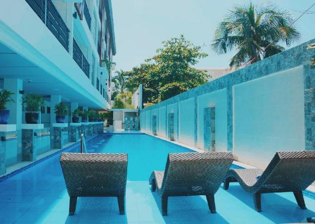 commander suites de boracay