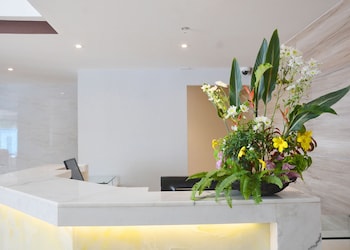 Commander Suites De Boracay,Boracay Island>>Boracay,3.5 star