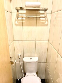 front one cabin sunter