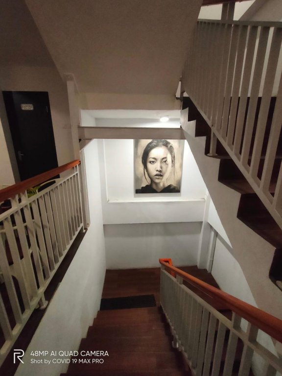 front one boutique tugu muda semarang