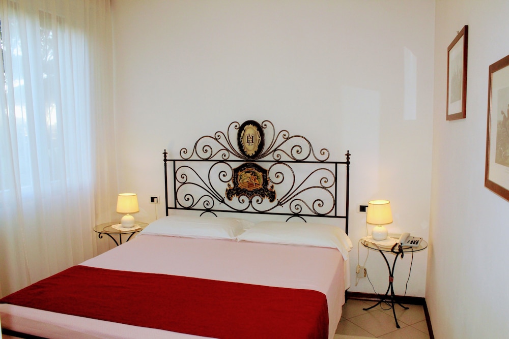 hotel villa edera