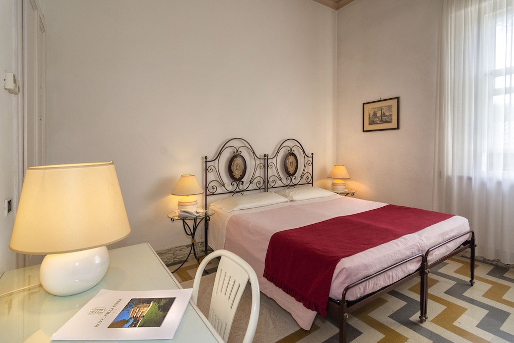 hotel villa edera