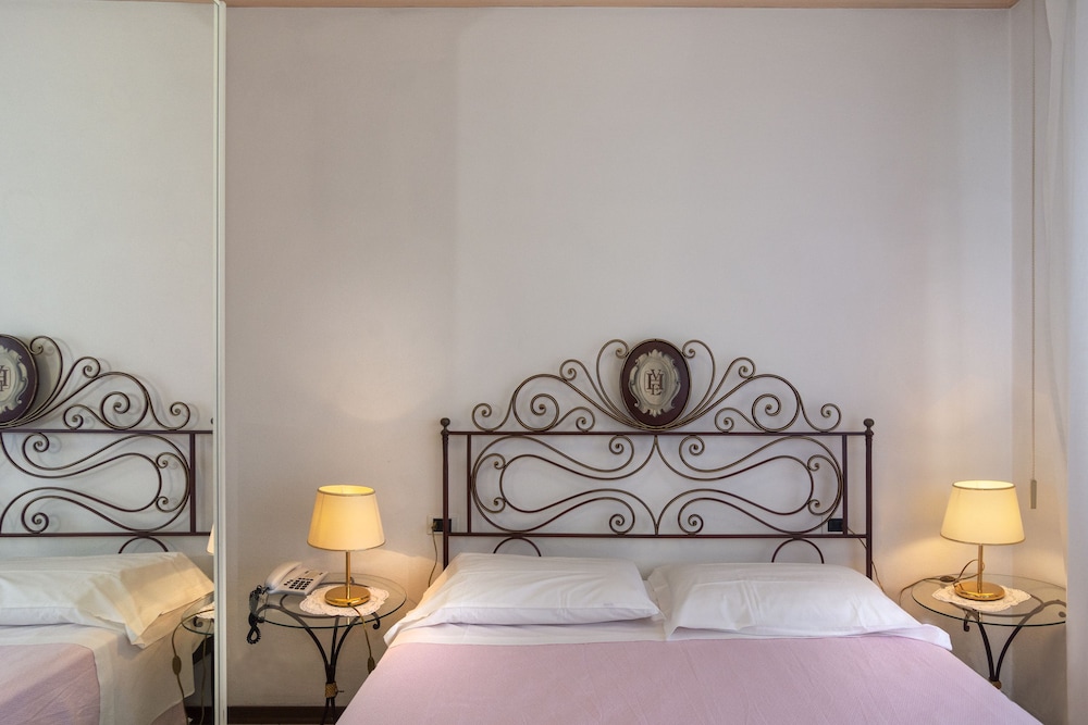 hotel villa edera