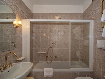 hotel villa edera