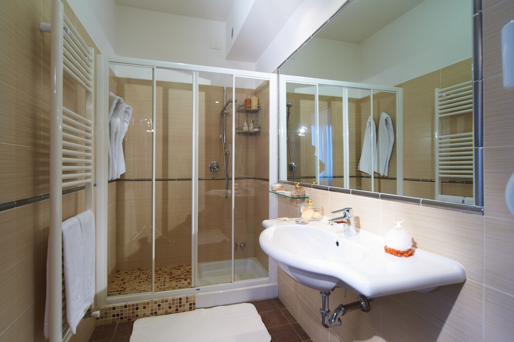 hotel sirio