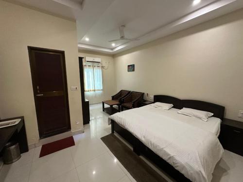 hotel meghdoot