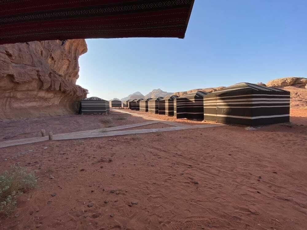 explore wadi rum camp