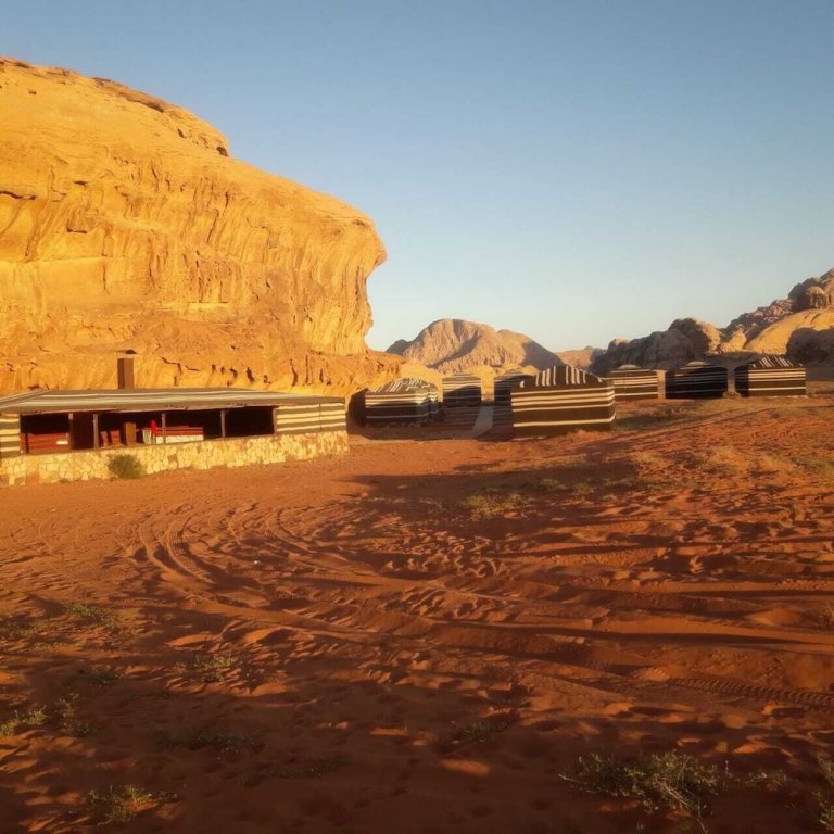 explore wadi rum camp