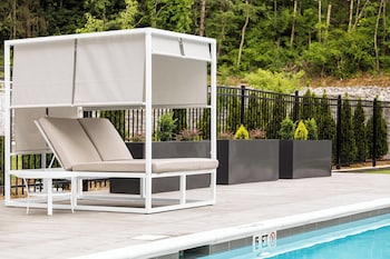 element nashville airport