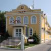 hotel lav