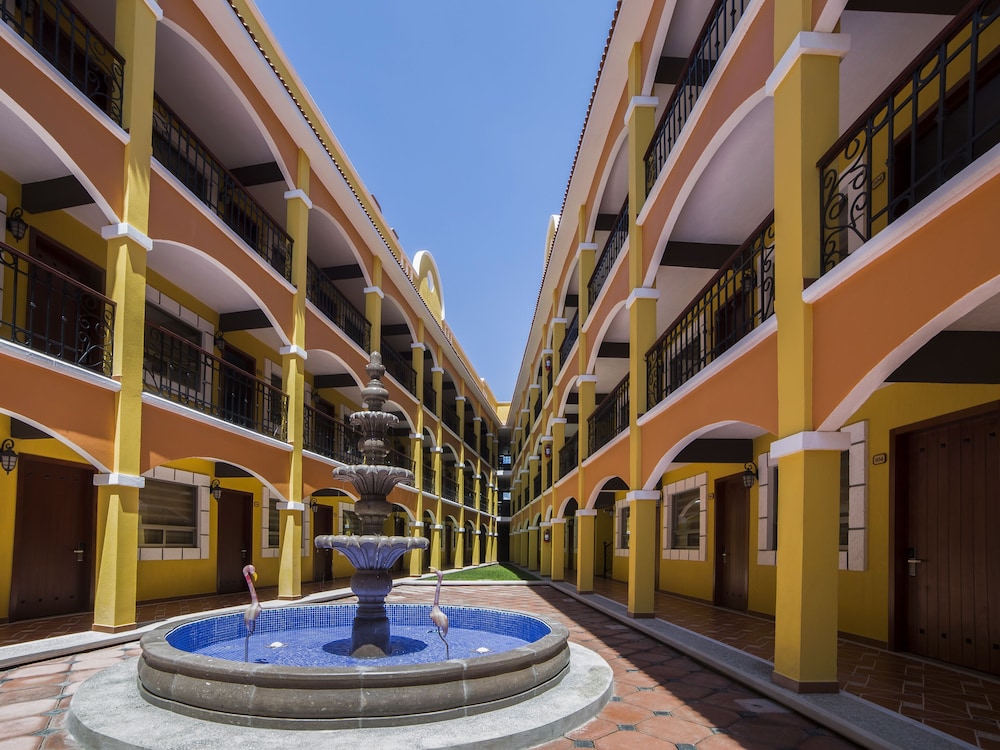 hotel colonial acopinalco inn