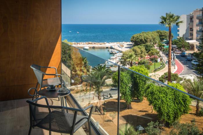 chania flair