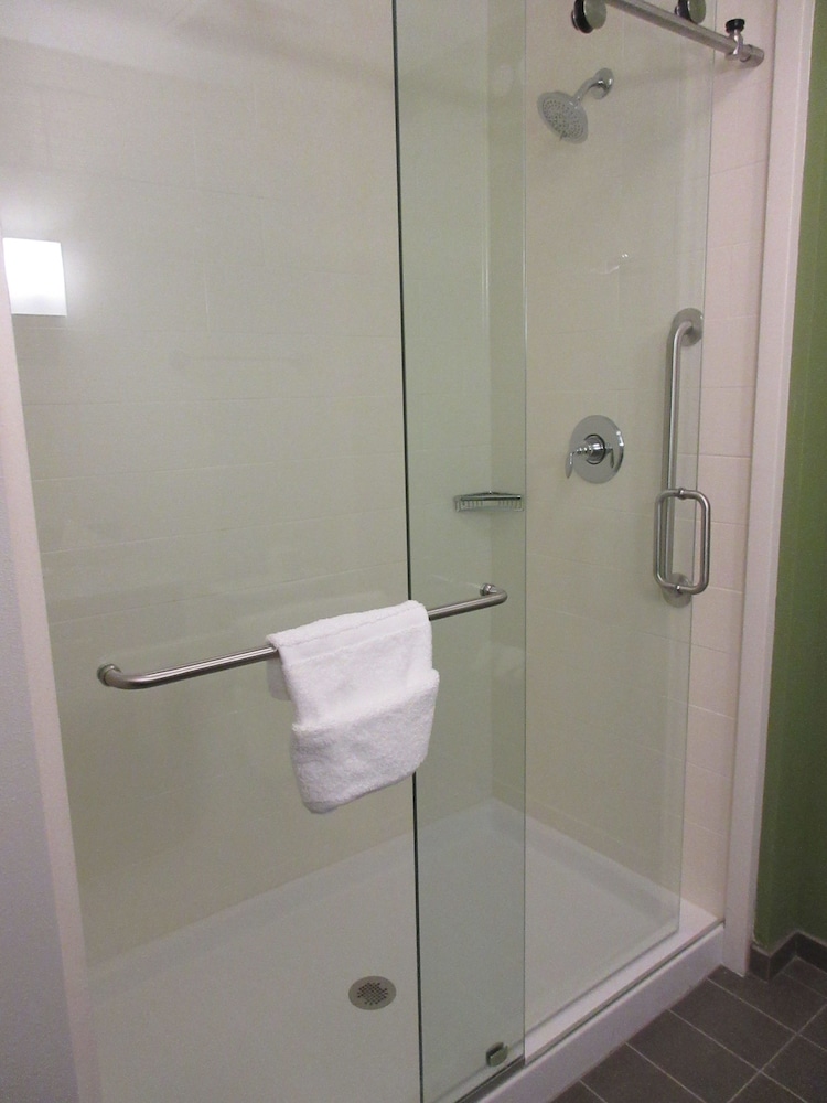 sleep inn spokane airport