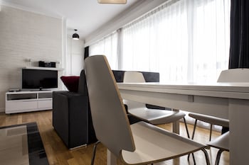 the queen luxury apartments villa fiorita