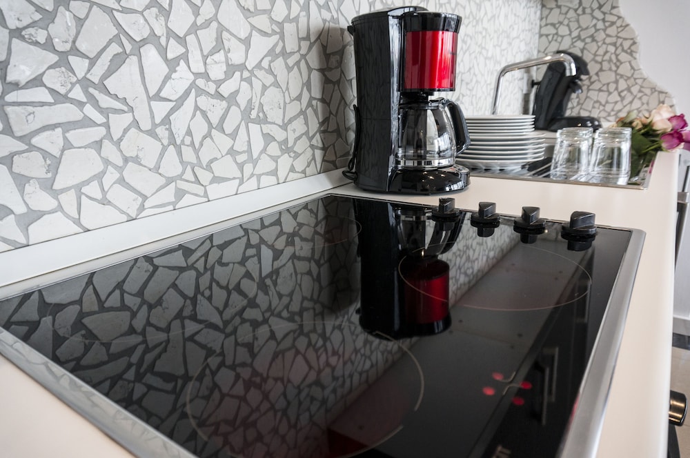 the queen luxury apartments villa fiorita