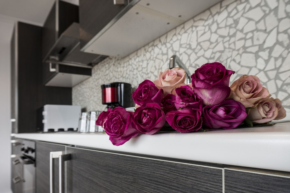 the queen luxury apartments villa fiorita