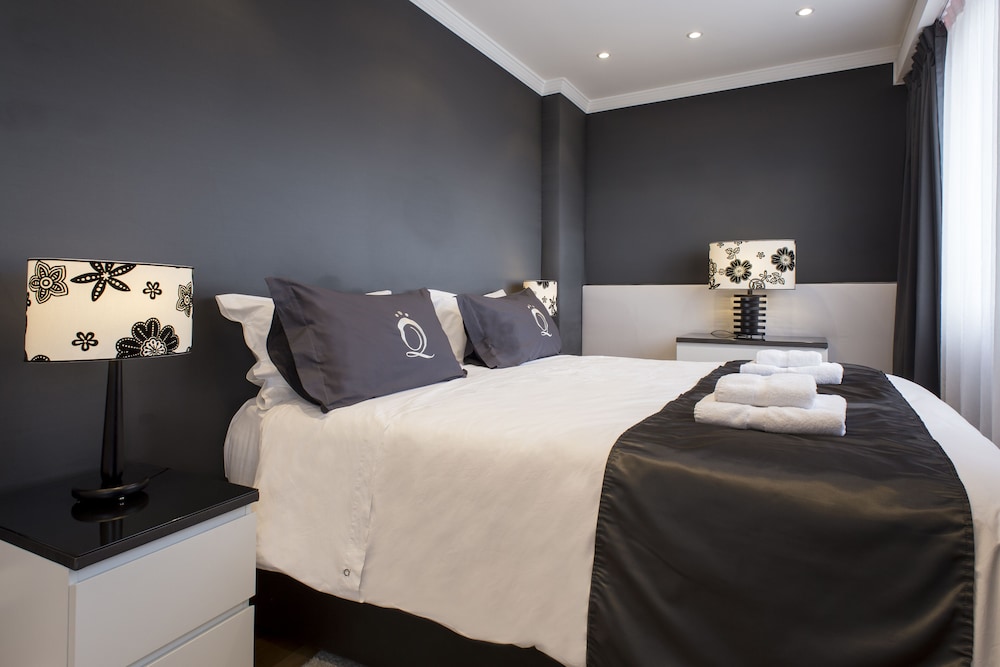 the queen luxury apartments villa fiorita