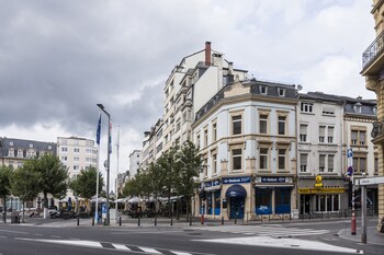 the queen luxury apartments villa fiorita