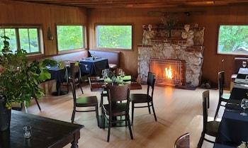 Dawn Ranch,Near Johnson's Beach,4 star