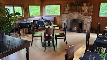 Dawn Ranch,Near Johnson's Beach,4 star