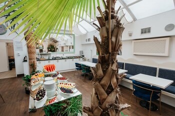 hotel jan