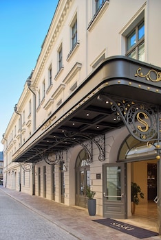 hotel saski krakow curio collection by hilton