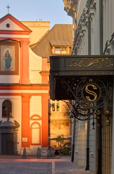 hotel saski krakow curio collection by hilton