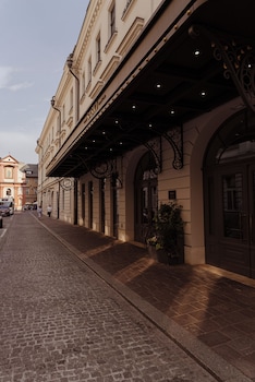 hotel saski krakow curio collection by hilton
