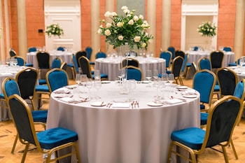 hotel saski krakow curio collection by hilton