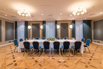 hotel saski krakow curio collection by hilton