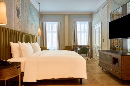 hotel saski krakow curio collection by hilton