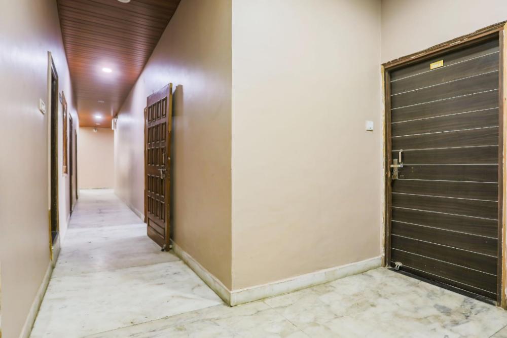 capital o 41561 hotel paradise residency