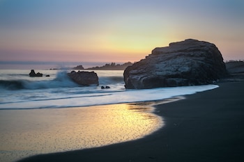 Beachfront Inn,Curry County>>Brookings,3 star