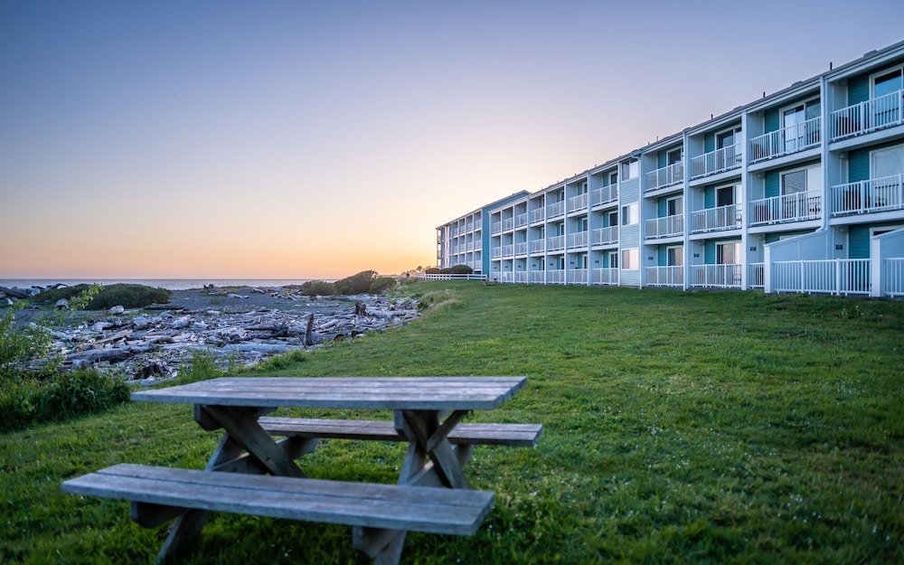 beachfront inn