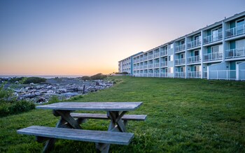 Beachfront Inn,Curry County>>Brookings,3 star