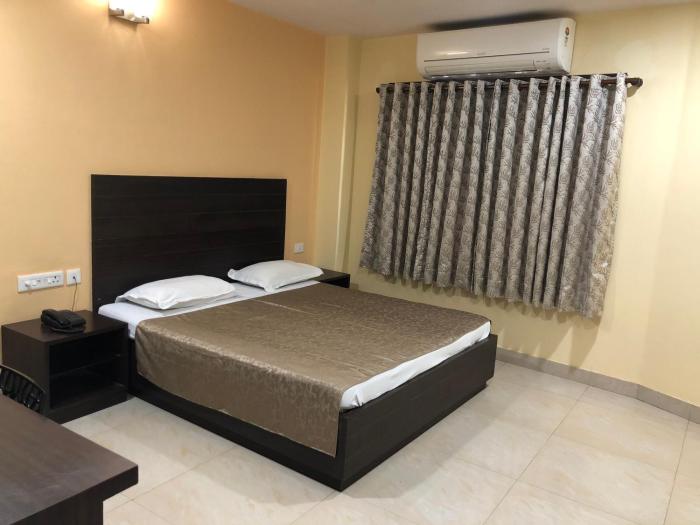 hotel bagla atithi banaras