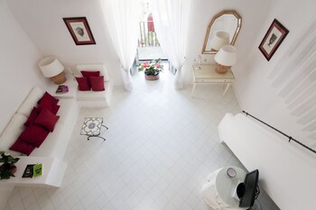 Palazzo Belmonte,Massa Lubrense>>Castellabate,4 star