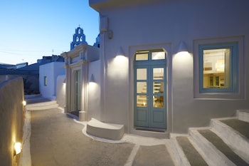 Valsamo Suites,Pyrgos>>Fira,0 star