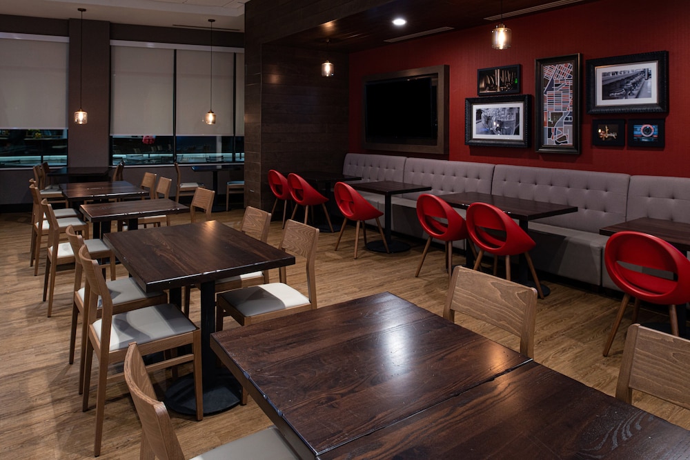 holiday inn and suites idaho falls an ihg hotel