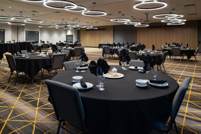 holiday inn and suites idaho falls an ihg hotel