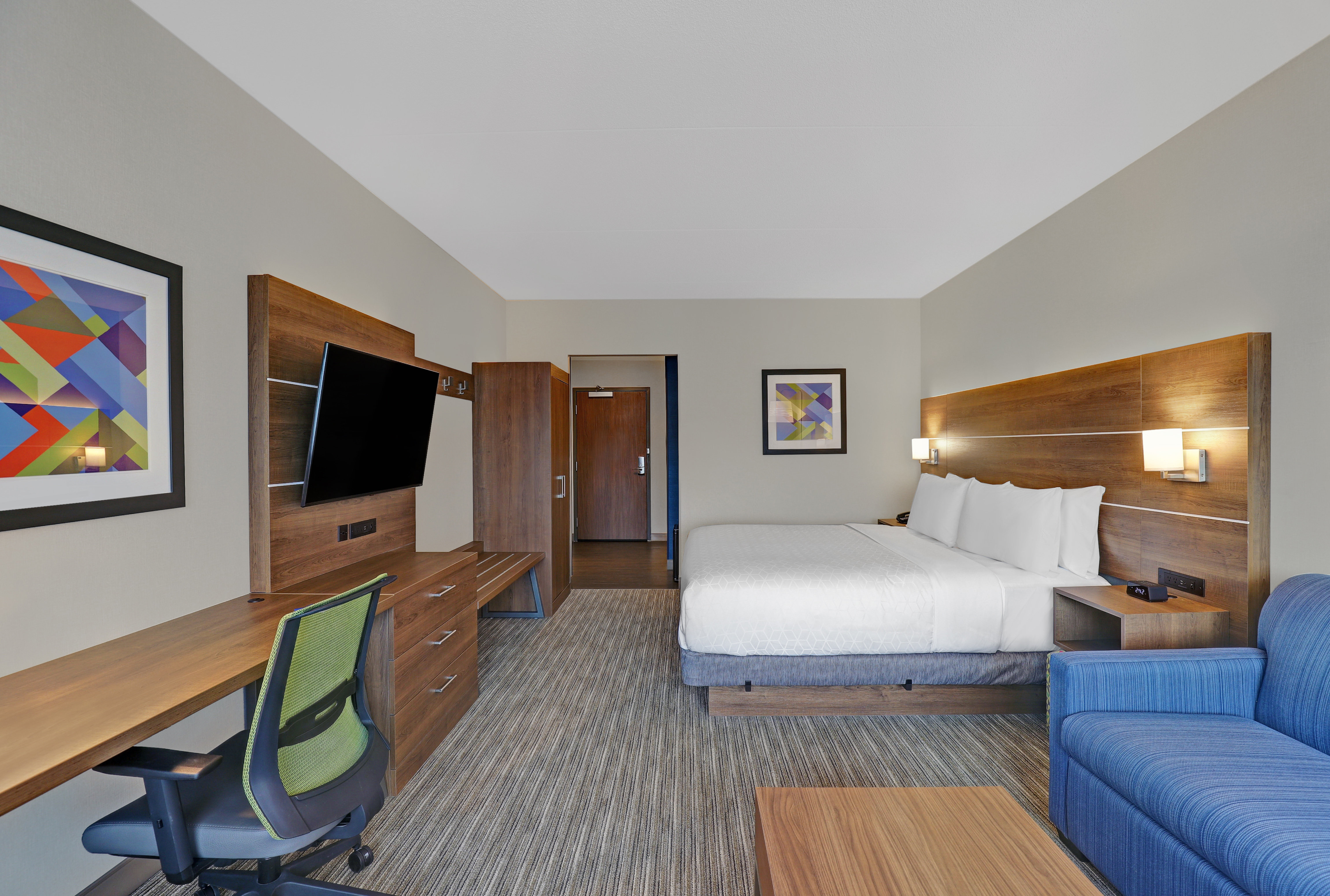 holiday inn express kingston west an ihg hotel