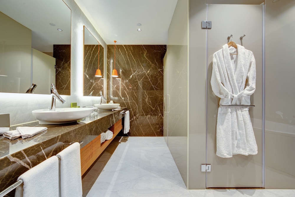 doubletree by hilton adana