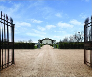 villa cornaro tourist suites