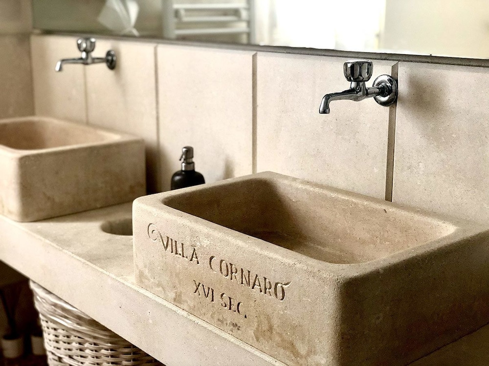 villa cornaro tourist suites