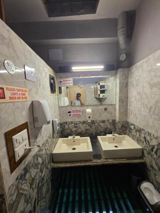 hotel av dormitory