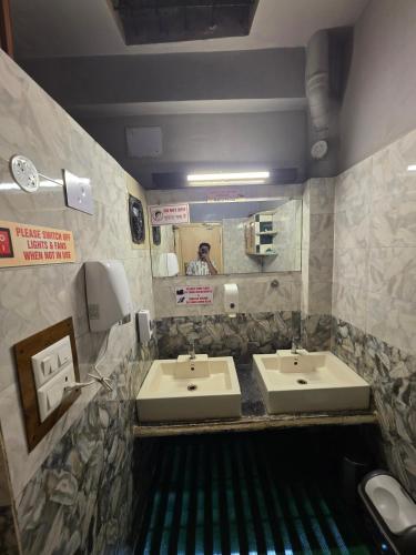 hotel av dormitory