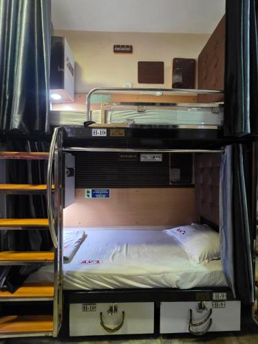 hotel av dormitory
