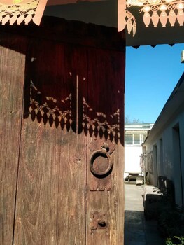 manhongs private courtyard